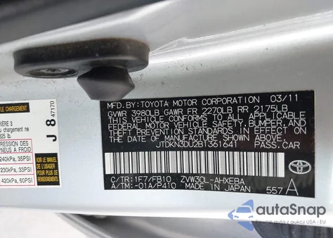 2011 Toyota Prius Three z USA, uszkodzony, nr VIN JTDKN3DU2B1361641